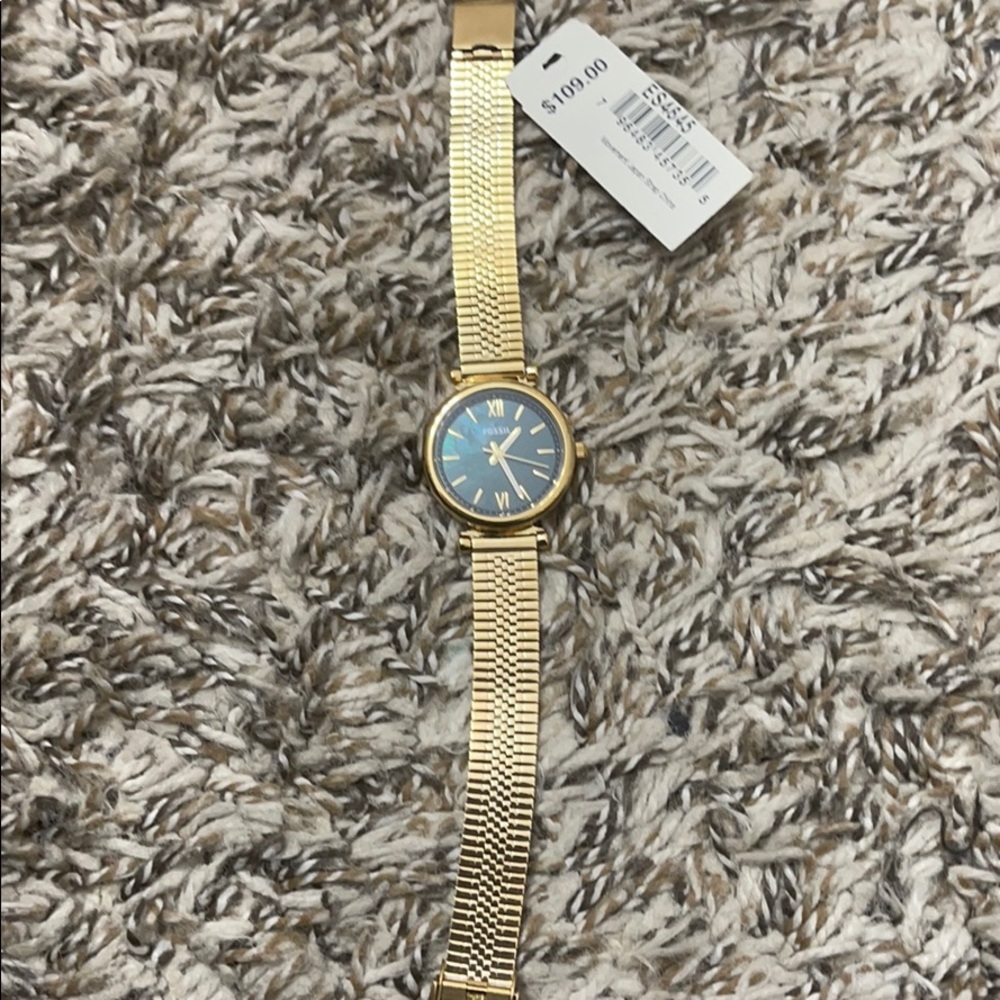 fossil watch for women (: new with tags on